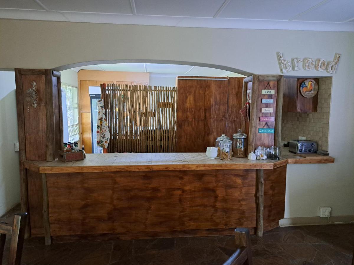 Villa Lin-Zane Vryburg Экстерьер фото