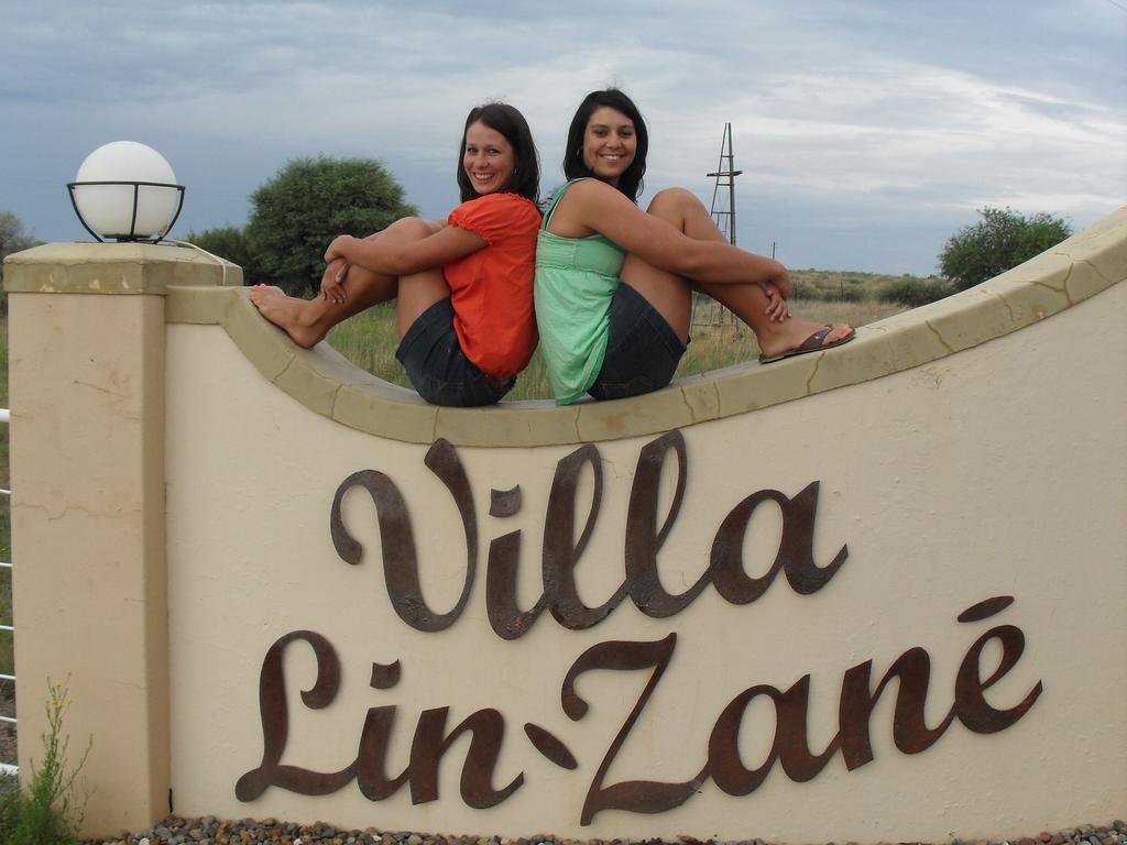 Villa Lin-Zane Vryburg Экстерьер фото
