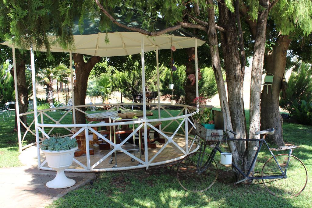 Villa Lin-Zane Vryburg Экстерьер фото